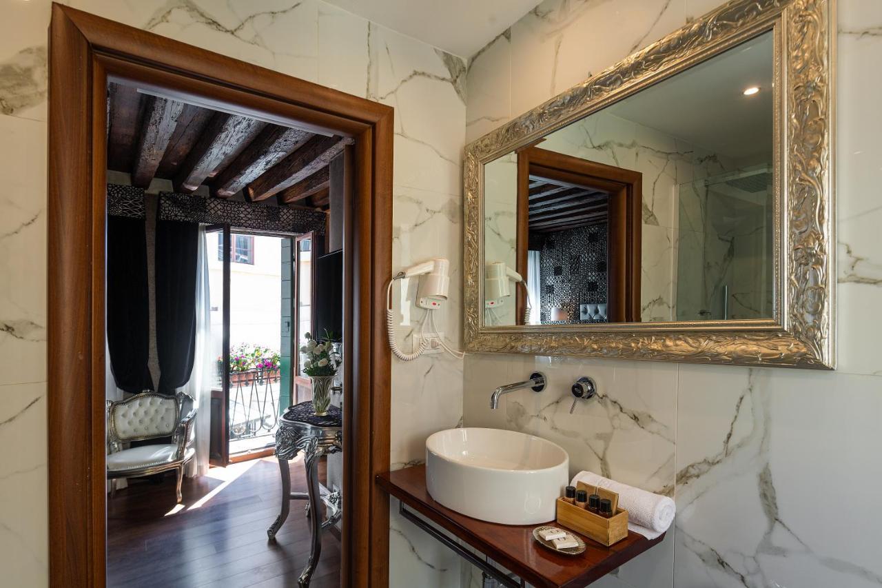 Domus Superior Hotel Venice Exterior photo