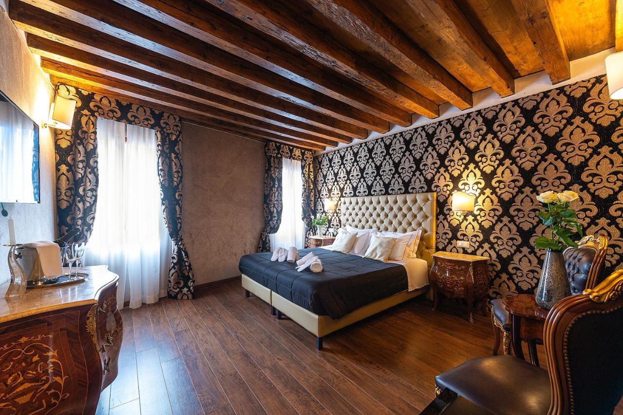 Domus Superior Hotel Venice Exterior photo